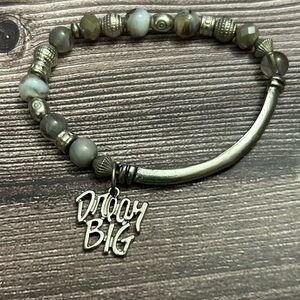 Beaded Bracelet with 'Dream Big' Charm
